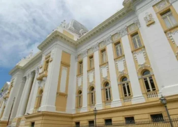 TJPE abre concurso para juiz substituto com 30 vagas em Pernambuco