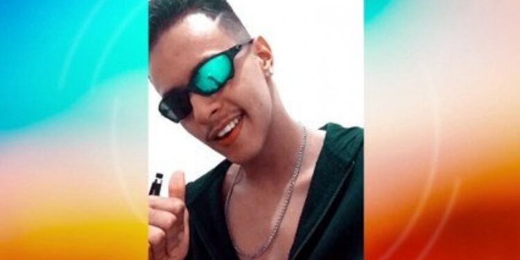 Mãe lamenta morte de ambulante e relembra última mensagem enviada pelo filho