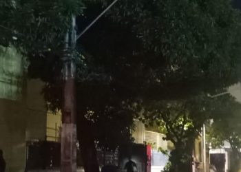 Poste com lâmpada queimada na Boa Vista