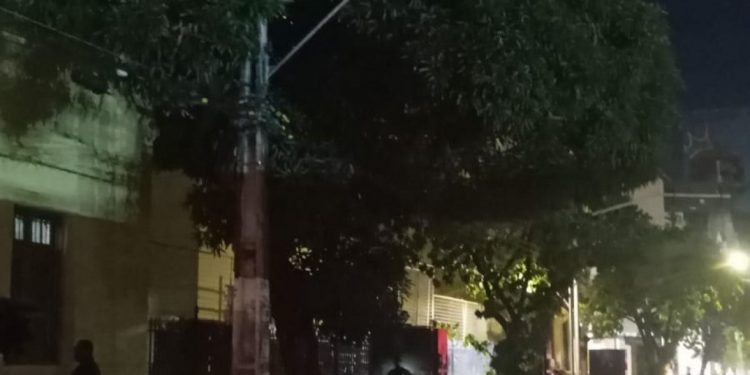 Poste com lâmpada queimada na Boa Vista