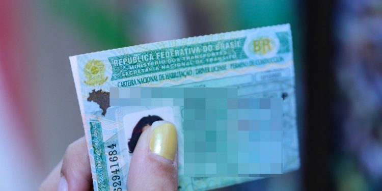 Procura pela 1ª CNH dispara em Pernambuco e atinge 80 mil processos em quatro meses
